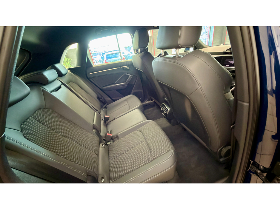 2023 Audi Q3 - image 9