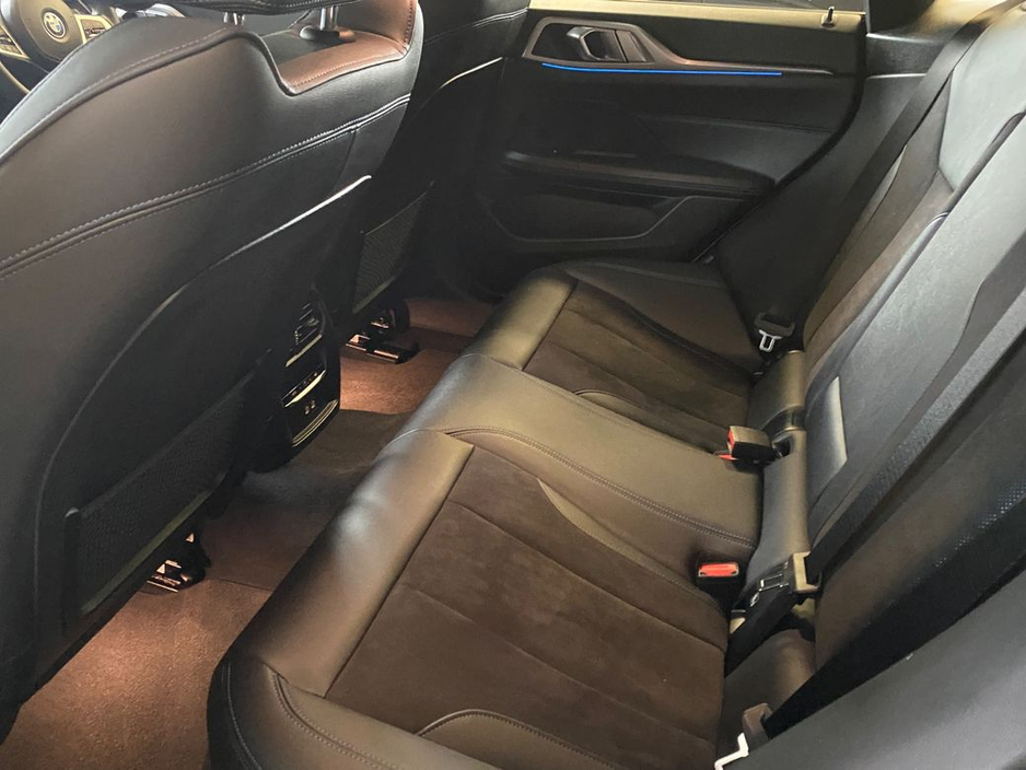 2024 BMW i4 - image 10