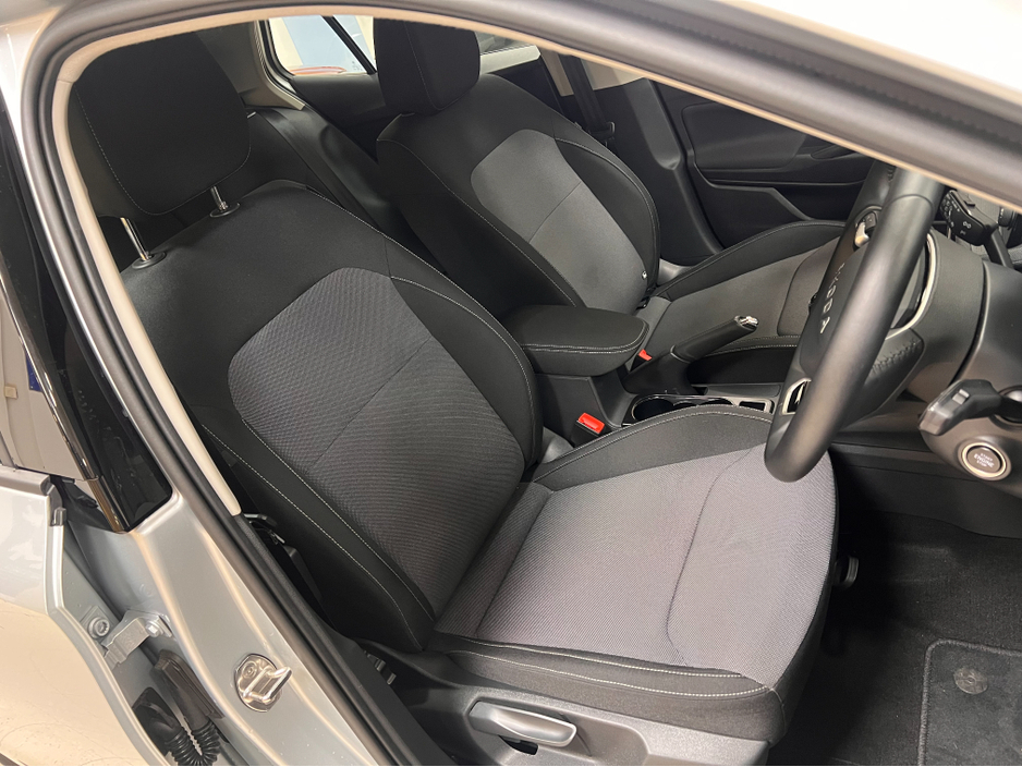 2025 Skoda Fabia ONLY 8775Kms As New SELECTION TSI High Spec www.bolands.ie Est.1955 €23,950