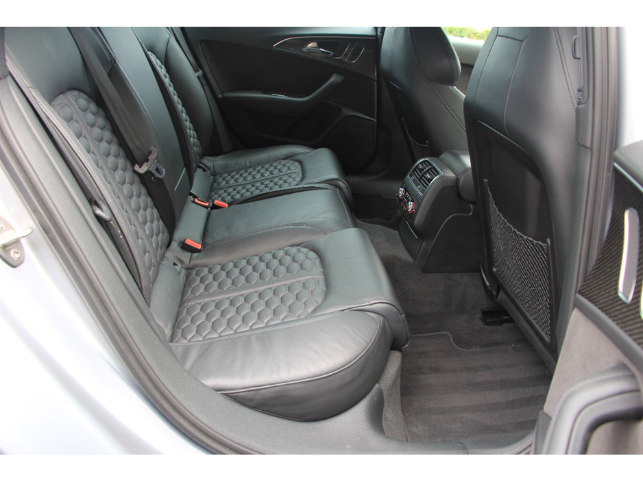 2016 Audi RS6 - image 28