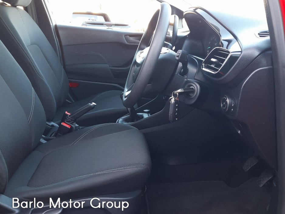 2023 Ford Fiesta - image 9