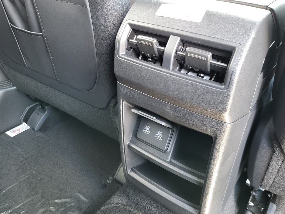 2026 KGM TORRES EVX - image 19