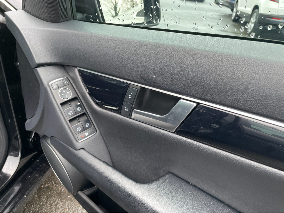 2013 Mercedes-Benz C Class C SERIES CDI BLUE EFFICIENCY EXECUTIVE SE 4DR A AUTO €6,750