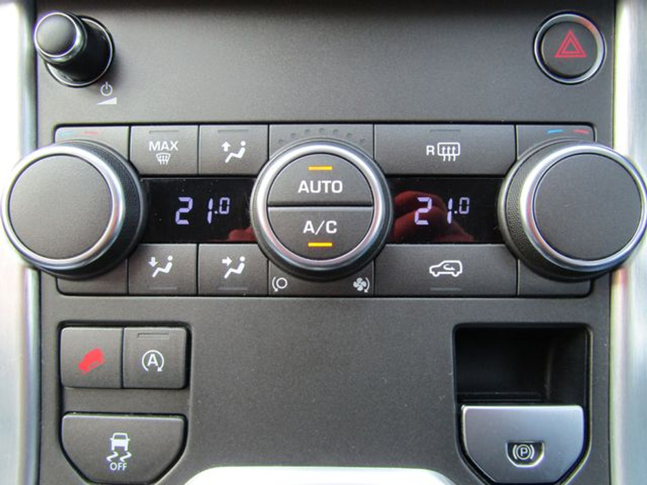 2017 Land Rover Range Rover Evoque - image 33