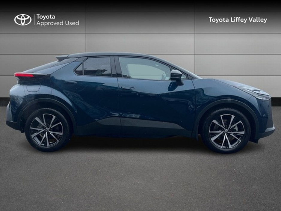 2025 Toyota C-HR C-HR PHEV SPORT+ €42,950