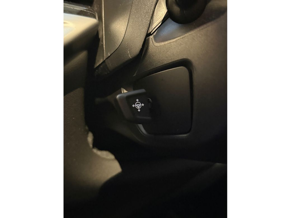 2024 BMW X5 - image 17