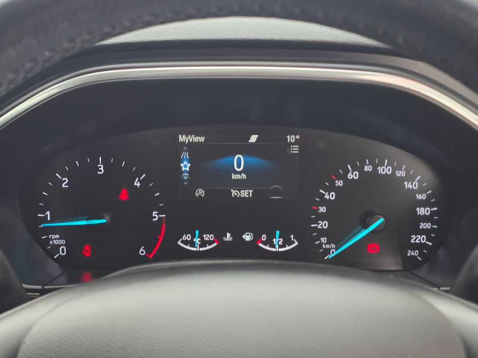 2019 Ford Focus - image 34