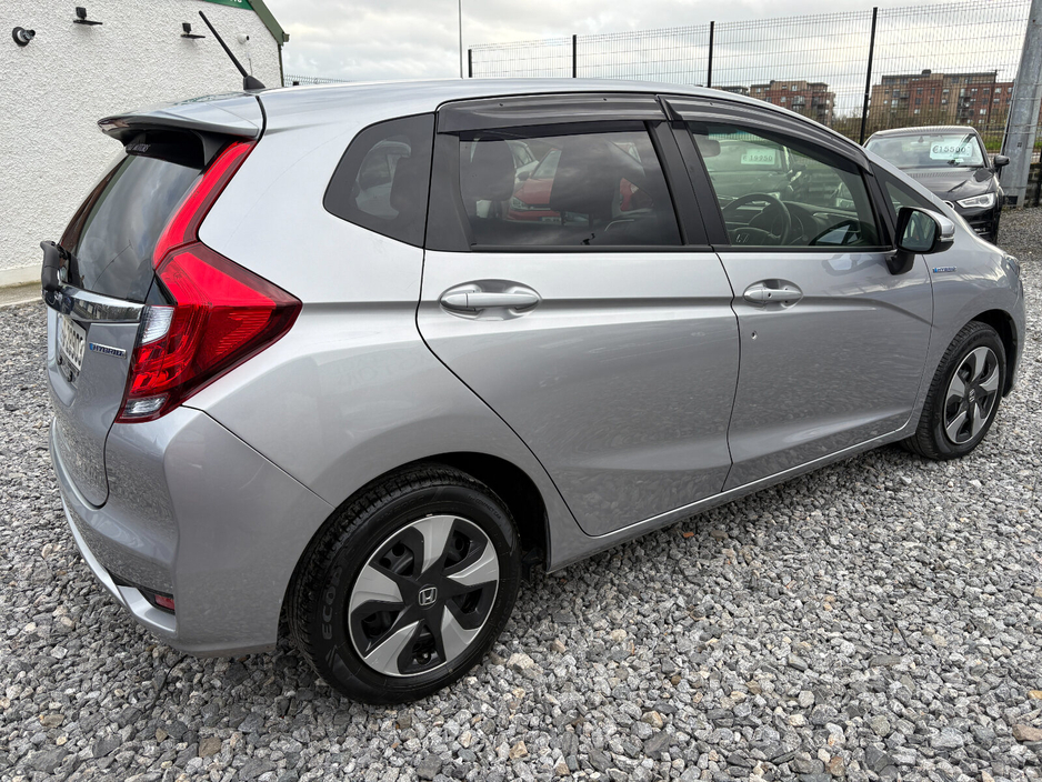 2019 Honda Fit - image 8