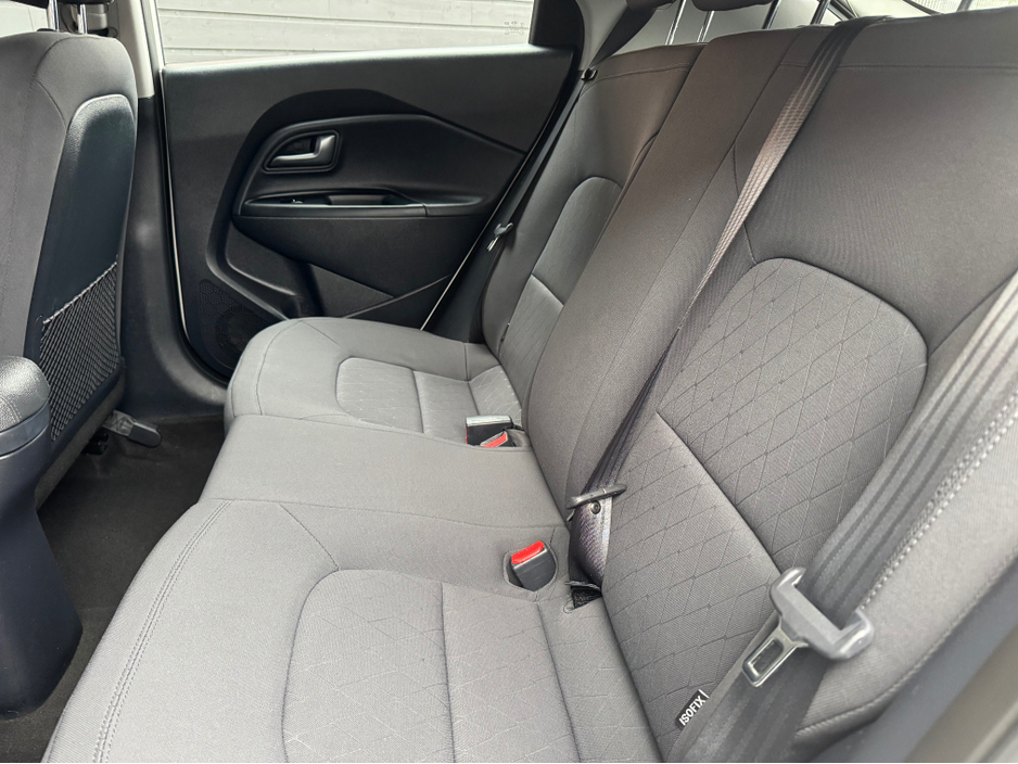 2015 Kia Rio - image 12