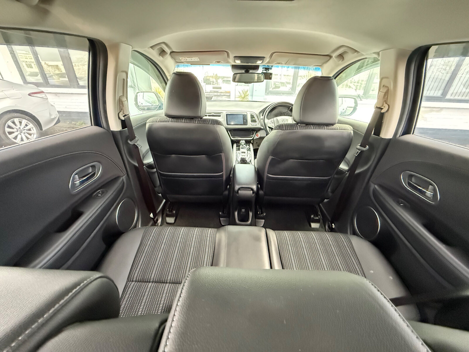 2017 Honda HR-V - image 25