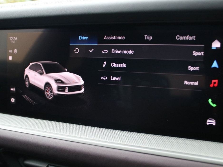 2025 Porsche Cayenne E-Hybrid Coupe €126,000