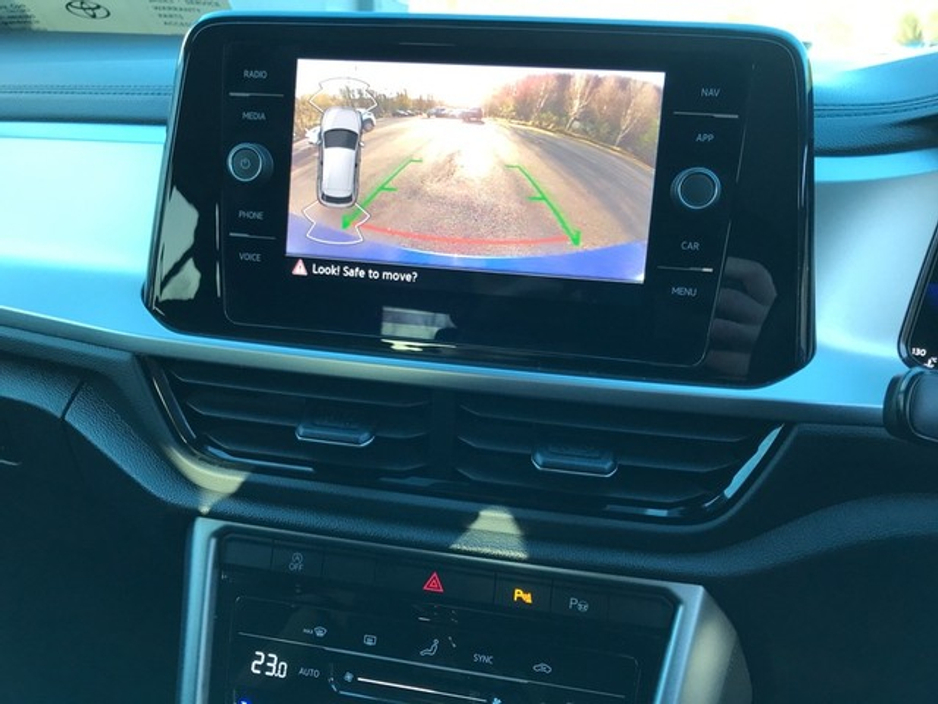 2023 Volkswagen T-Roc LIFE 1.0 TSI MANUAL - GRANDONS €25,995