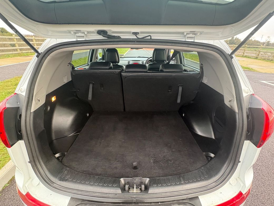 2015 Kia Sportage 1.7 EXL 4DR, Rear Parking Sensors, Reversing Camera, Multi-Function Steering Wheel, Air Conditioning, Alloy Wheels, €12,900
