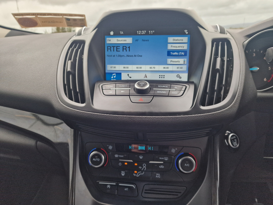 2018 Ford Kuga - image 12