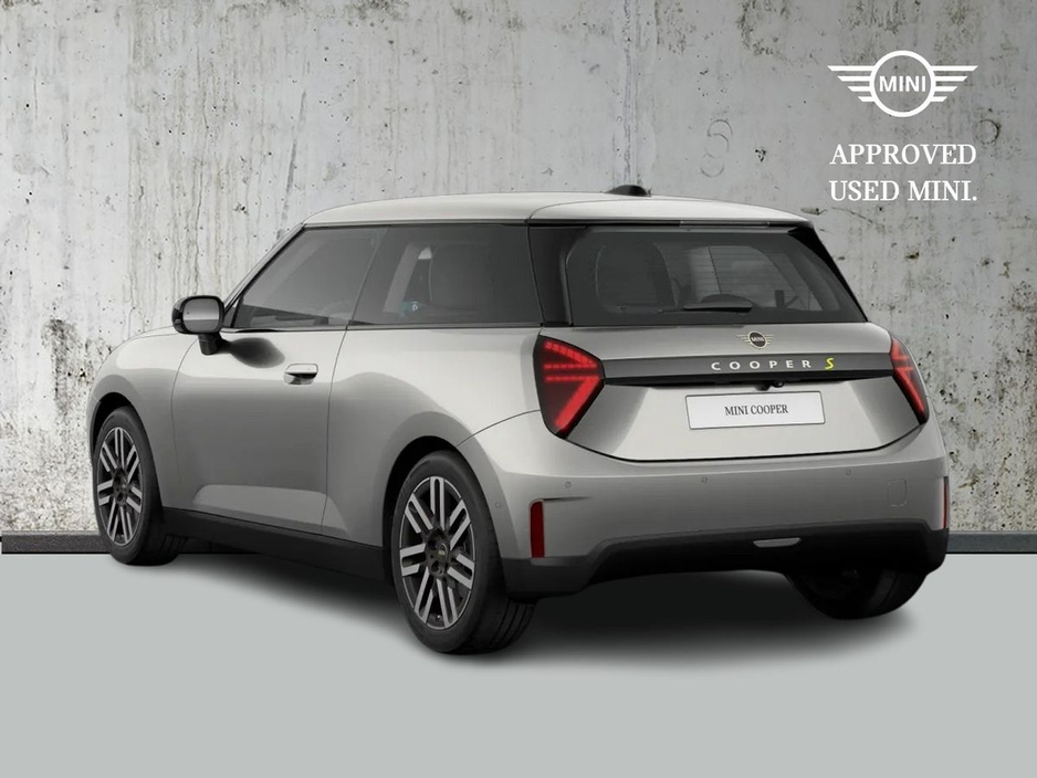 2026 MINI Hatch - image 2