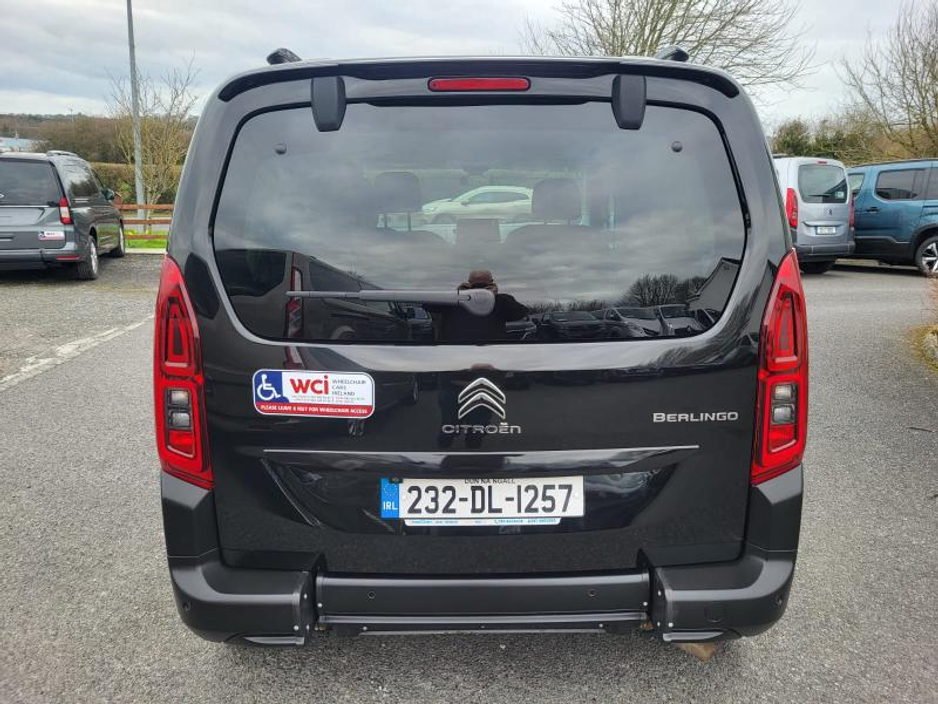 2023 Citroen Berlingo - image 9