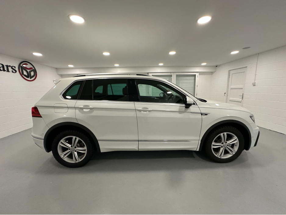2019 Volkswagen Tiguan (191) TIGUAN 2.0TID R LINE DSG 4 MOTION LOW KMS VW/AUDI SPECIALISTS WWW.DENISDARCYCARS.IE €31,950