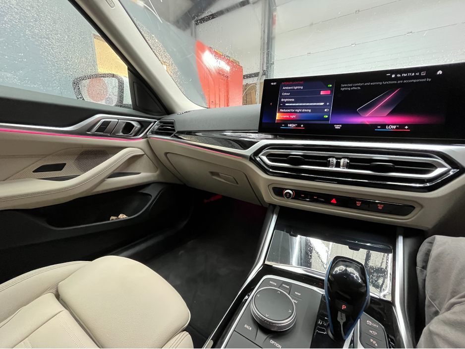 2022 BMW i4 €34950 2022 BMW I4 EDRIVE 40  / CRUISE CONTROL / 360° CAMERA / ELECTRIC MEMORY & HEATED SEATS / AMBIENT LIGHTS / APPLE CARPLAY €34,950