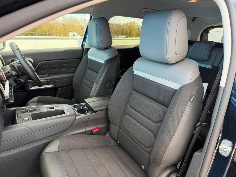 2023 Citroen C5 Aircross - image 8