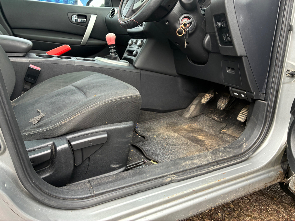 2011 Nissan Qashqai +2 - image 9