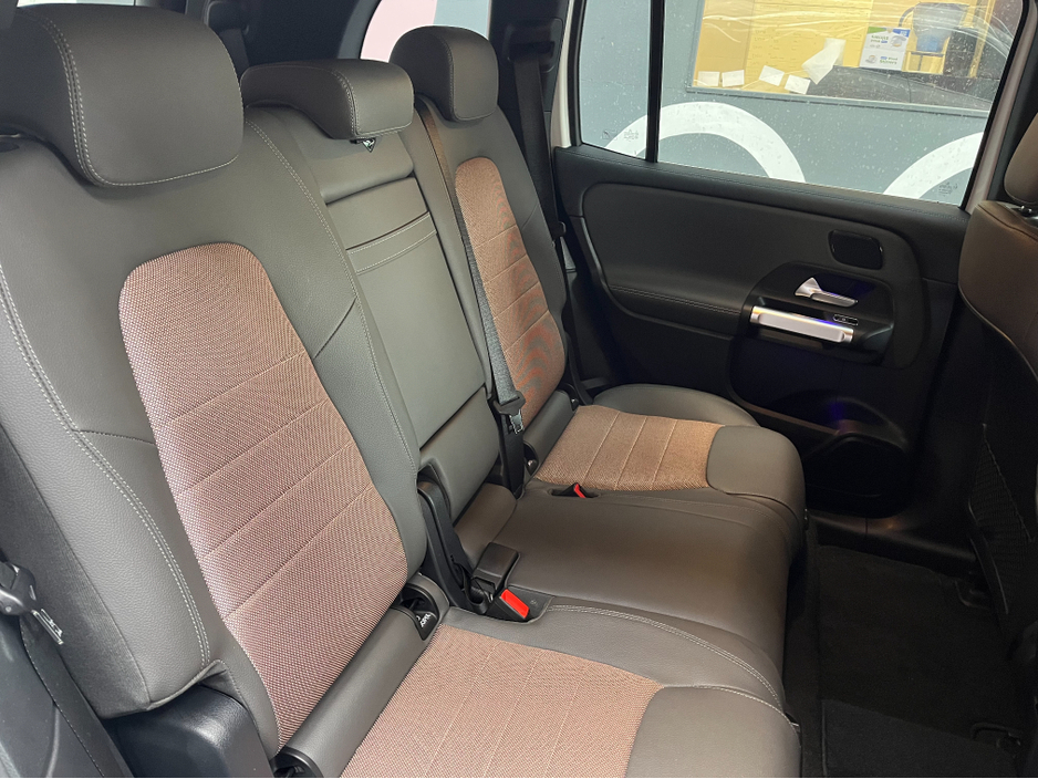 2023 Mercedes-Benz EQB - image 15