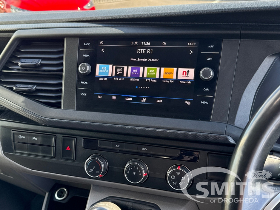 2024 Volkswagen Transporter - image 10