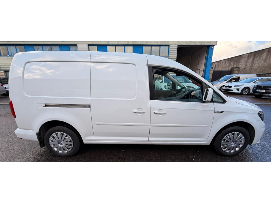 2019 Volkswagen Caddy 102BHP MAXI €13,414