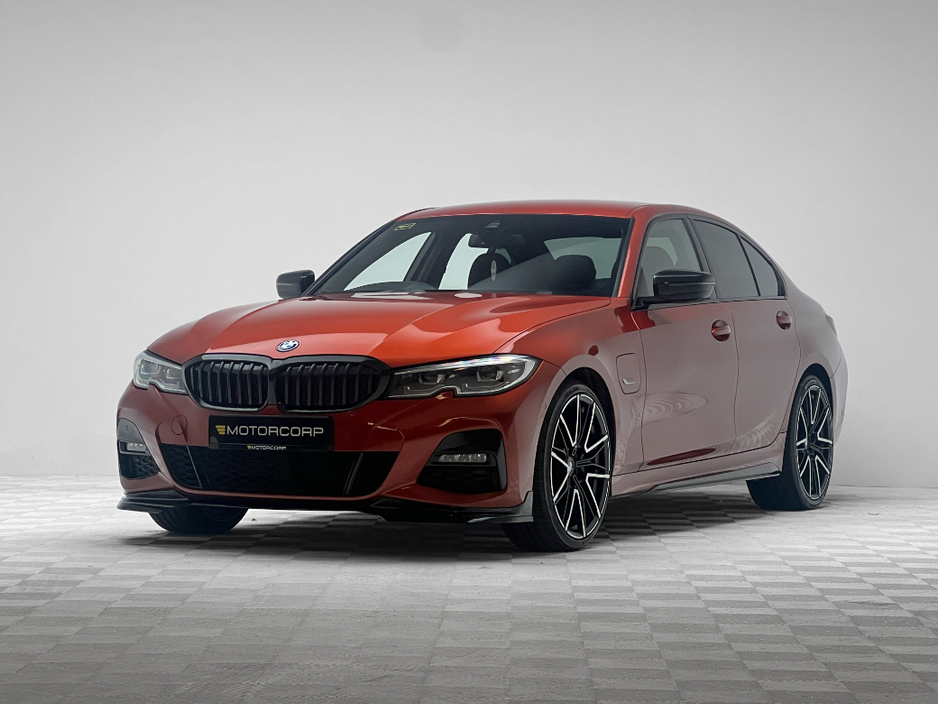 2022 BMW 3 Series 330E M SPORT €27,990