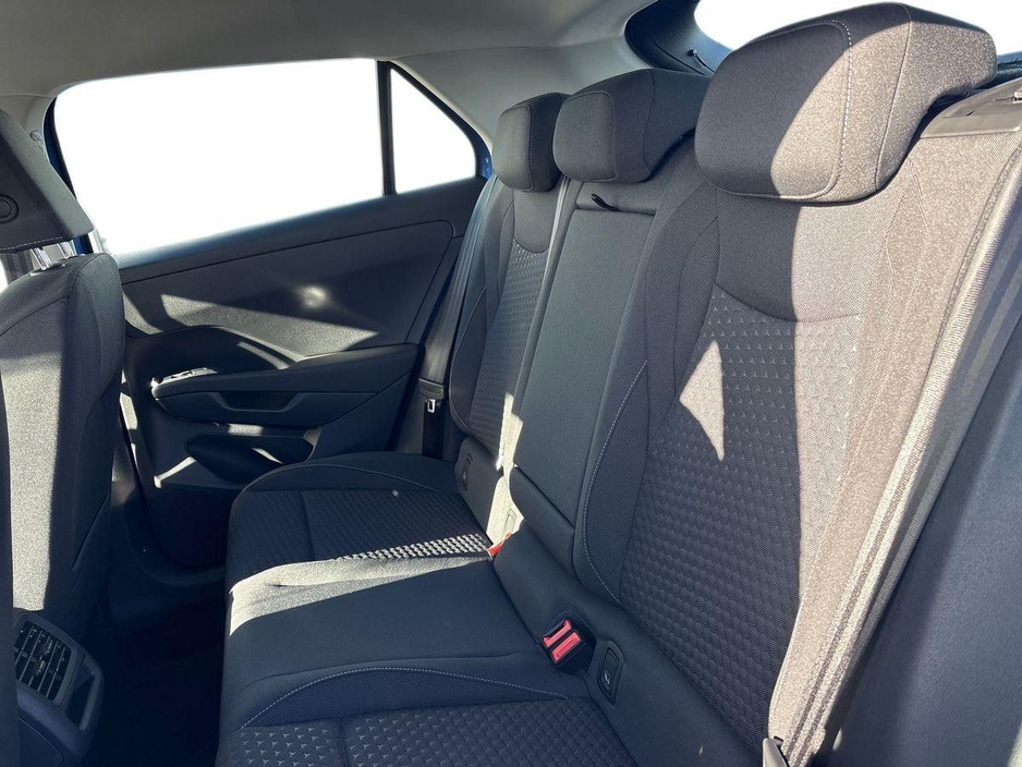 2026 Volkswagen T-Roc - image 11