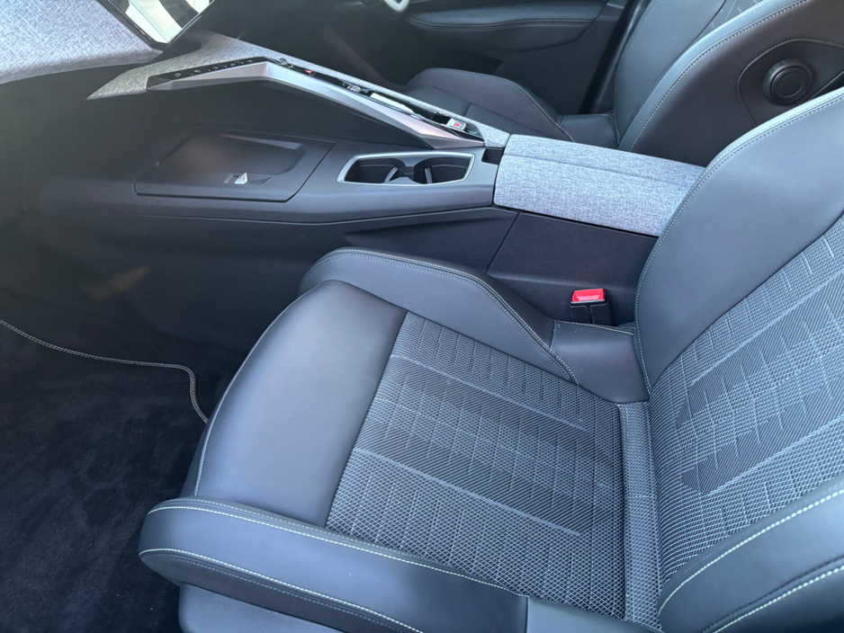 2025 Peugeot 3008 1.2 MHEV PureTech 136bhp eDCS6 GT €42,950