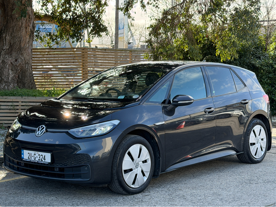 2021 Volkswagen ID.3 - image 2