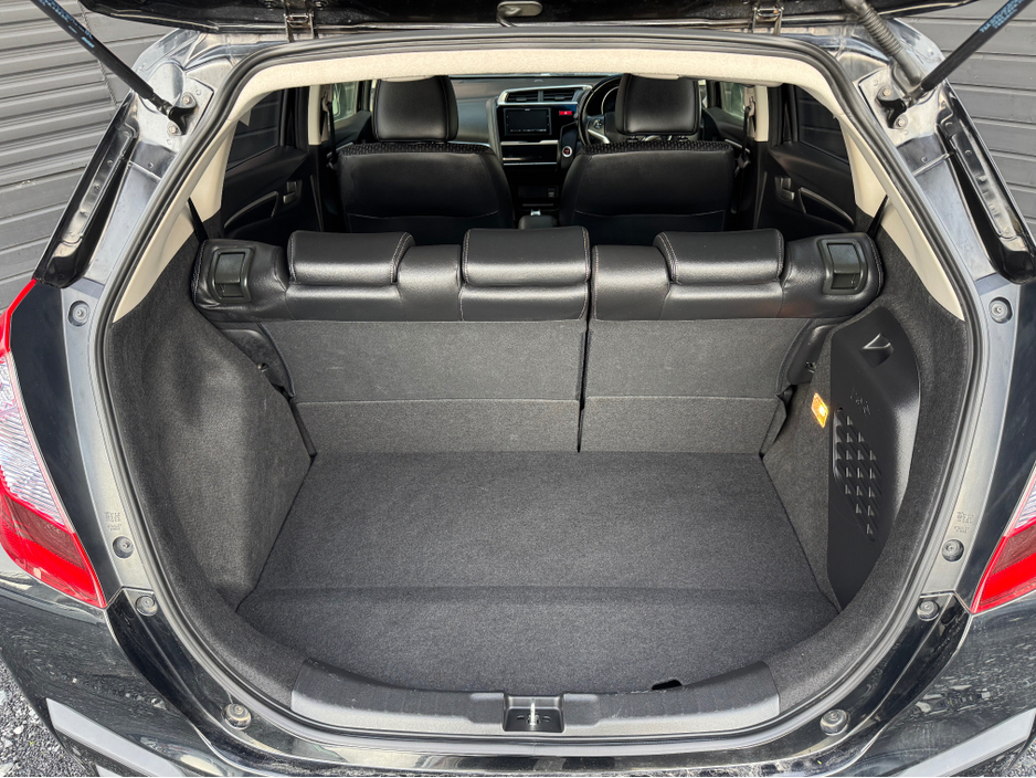 2016 Honda Fit 1.5 HYBRID AUTO €9,995