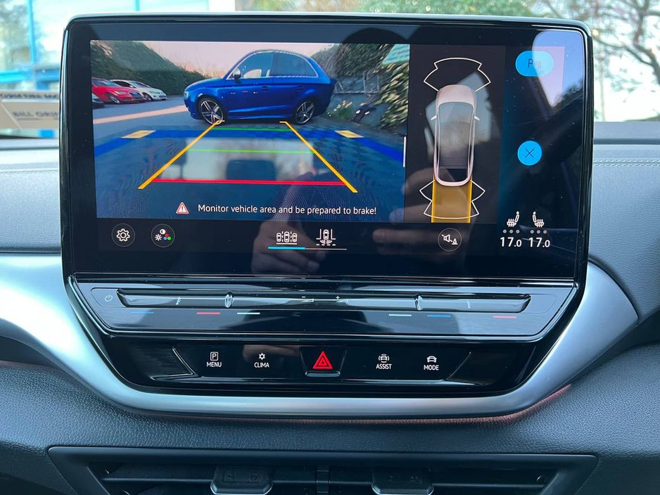 2023 Volkswagen ID.5 - image 8