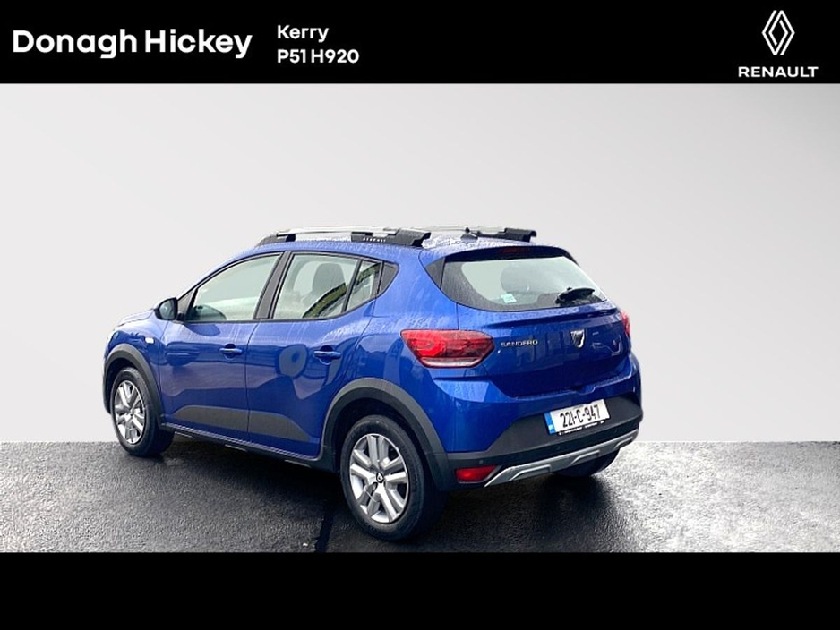 2022 Dacia Sandero Stepway - image 3