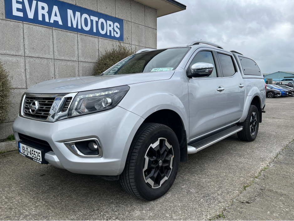 2019 Nissan Navara - image 5