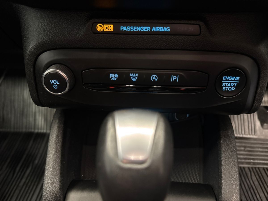 2025 Ford Focus - image 17