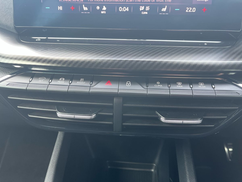 2024 Skoda Octavia - image 22