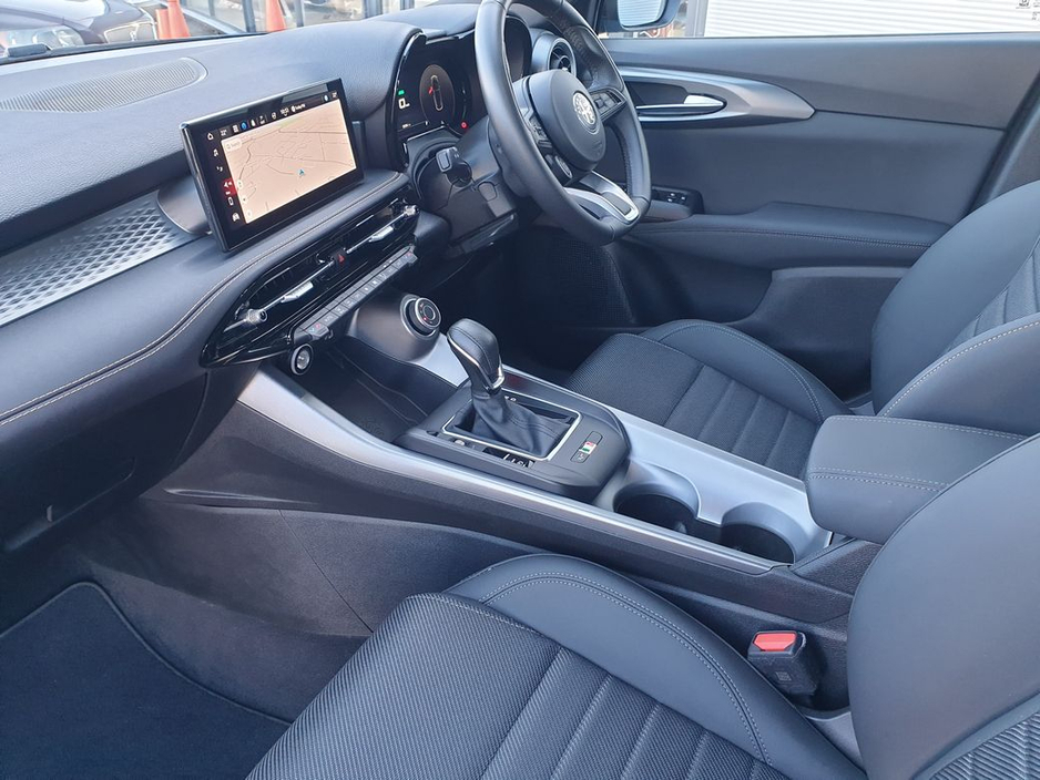 2024 Alfa Romeo Tonale - image 38