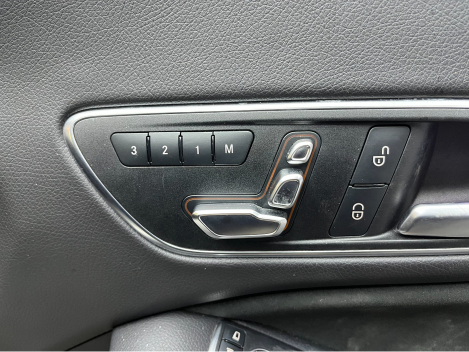 2018 Mercedes-Benz CLA Class €21950 2018 MERCEDES-BENZ CLA180 AMG STYLE 1.6 AUTOMATIC / CRUISE CONTROL / REVERSE CAMERA / ELECTRIC MEMORY & HEATED SEATS / PADDLE SHIFTERS €21,950