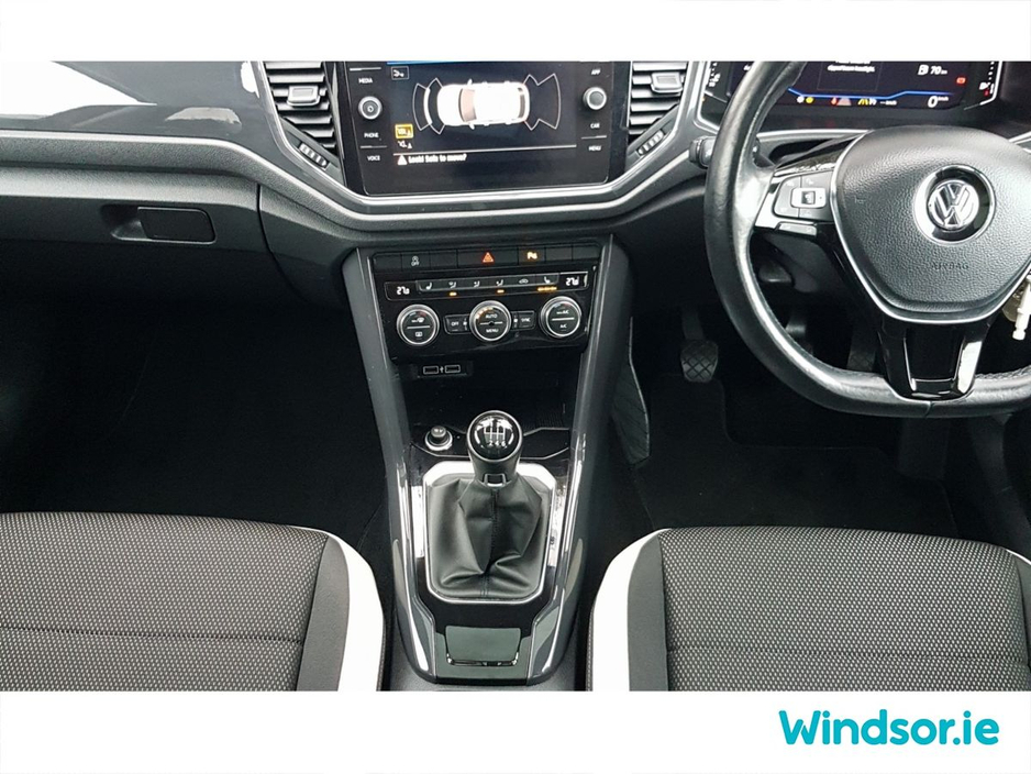 2018 Volkswagen T-Roc 1.5 TSI 150bhp Sport €19,995