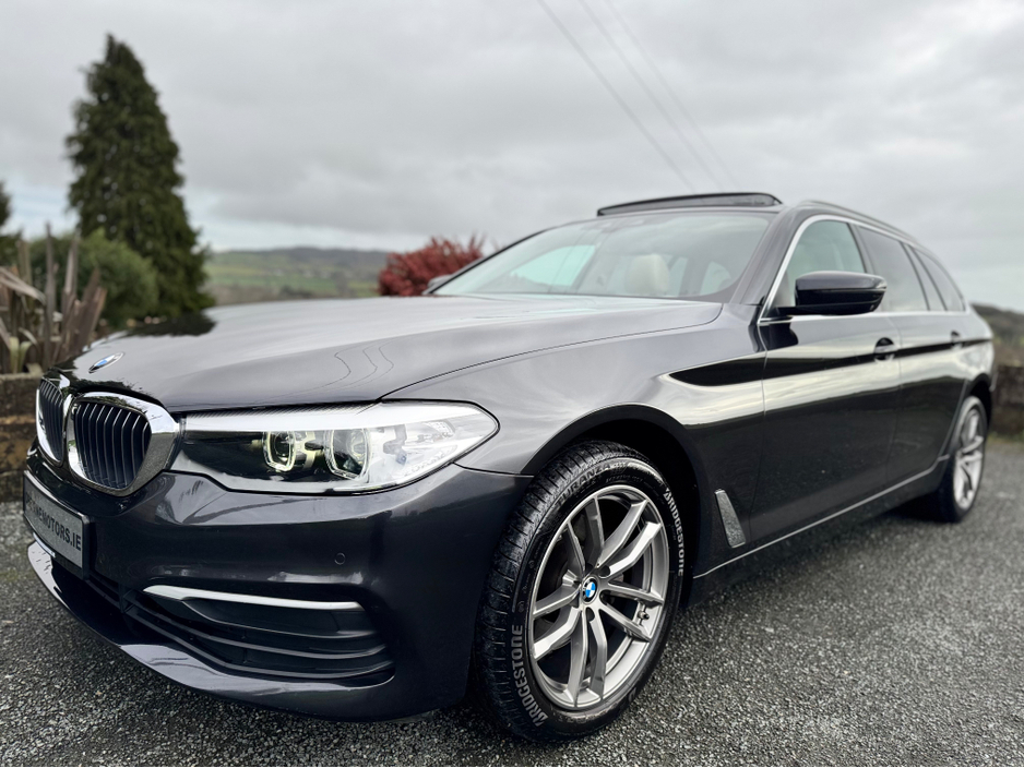 2019 BMW 5 Series 520D TOURING * PANROOF * 3D CAMERA PACK * €24,950
