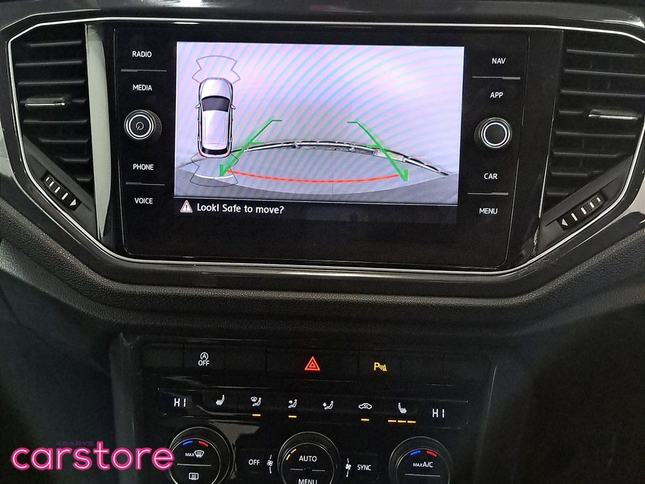 2019 Volkswagen T-Roc - image 23