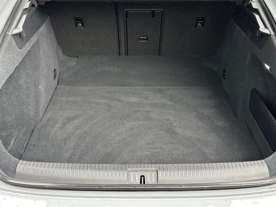 2024 Volkswagen Arteon R-LINE 2.0 TDI MANUAL 6SPEED FWD 150HP 5DR €44,950