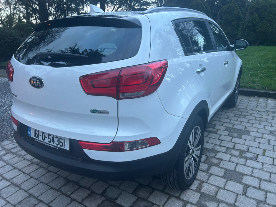 2016 Kia Sportage 3 ISG 114BHP 5DR**//**BLACK LEATHER INTERIOR WITH HEATED FRONT SEATS**//**SUNROOF**//**CRUISE CONTROL**//**REVERSING CAMERA**//**WARRANTY!!!! €11,995