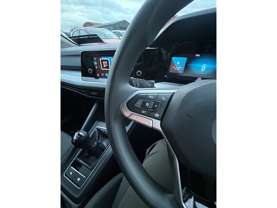 2021 Volkswagen Golf 1.0 TSI 90HP €19,850