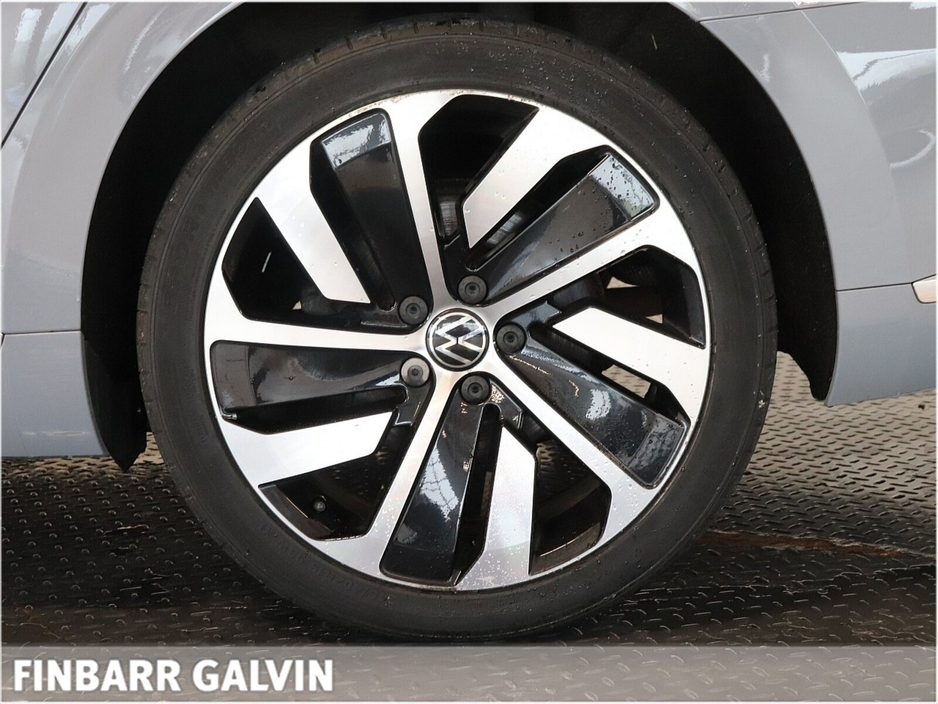 2022 Volkswagen Arteon - image 14