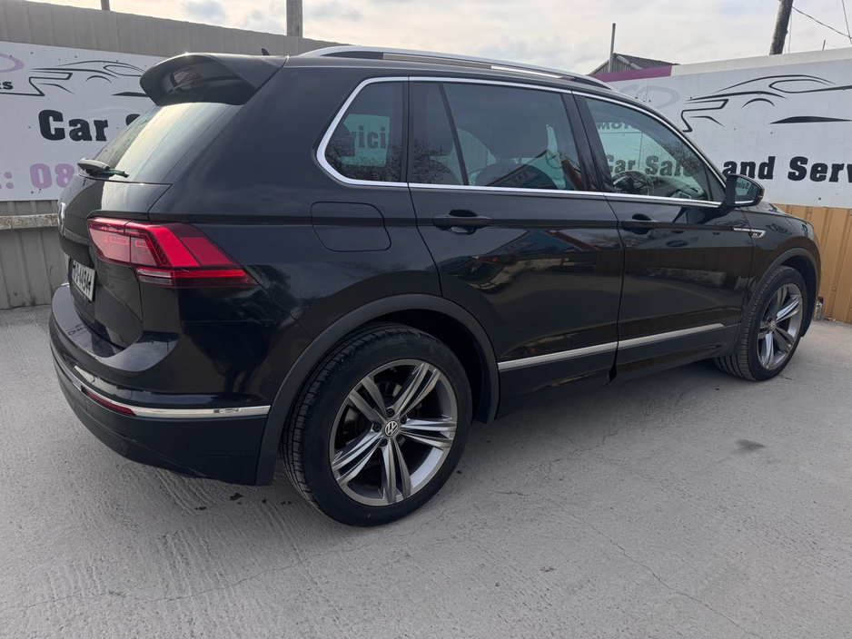 2018 Volkswagen Tiguan - image 6