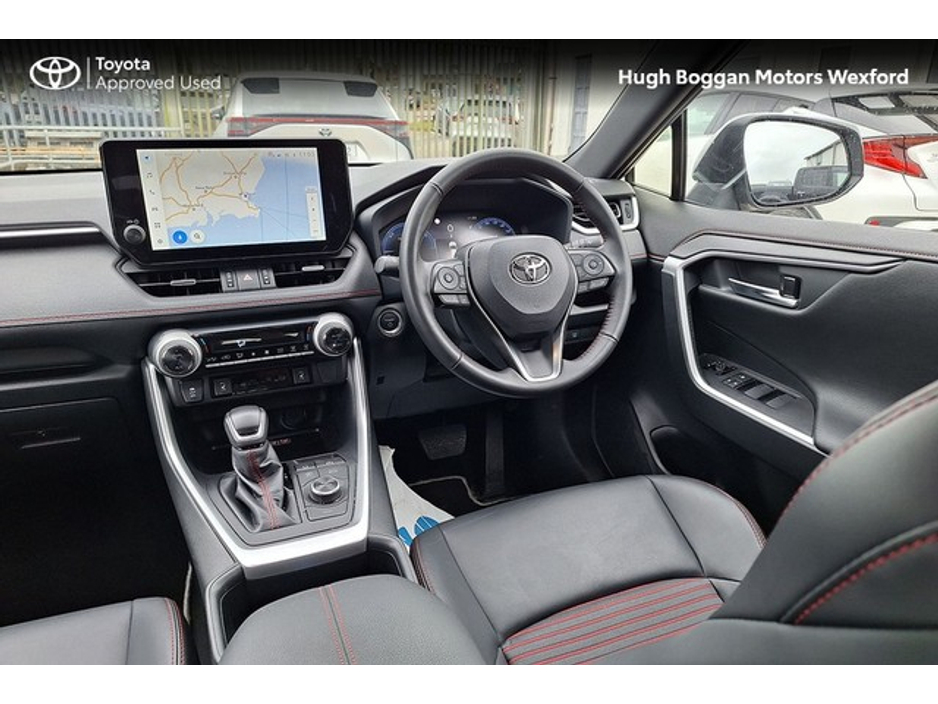 2025 Toyota Rav4 - image 10