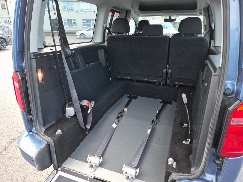 2021 Volkswagen Caddy Maxi Wheelchair Access Taxi Spec €37,950