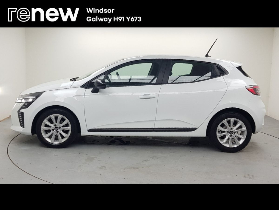 2024 Renault Clio TCe 90 DFull Evolution €20,995